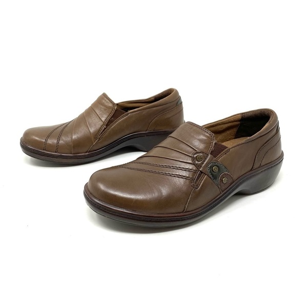 Aravon Danielle Dark Brown leather casual slip on shoes NARROW - Picture 3 of 9